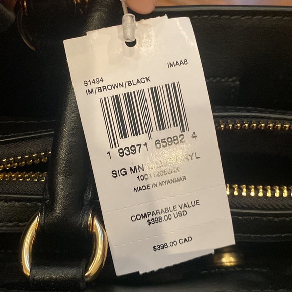 COACH Lillie Carryall In Signature Canvas - Picture 16 of 16